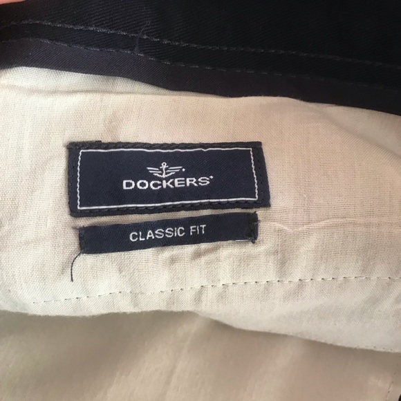 Men’s Dockers - Picture 2 of 3
